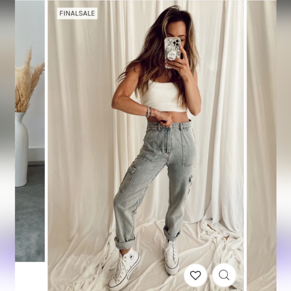 Light Wash Cargo Pocket Jeans
